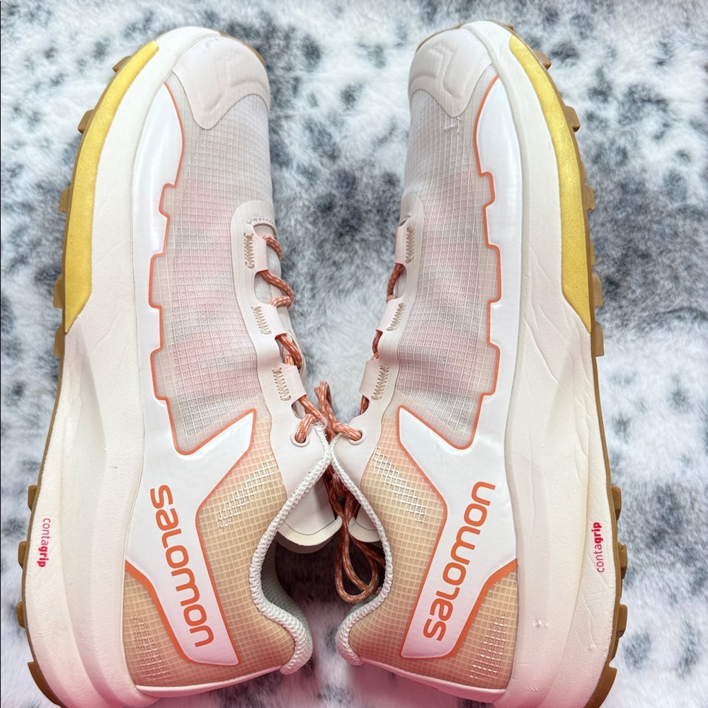 Salomon Ultra Raid Athletic Shoes morganite & vanilla W 7.5 M 6.5 EURO 39 1/3